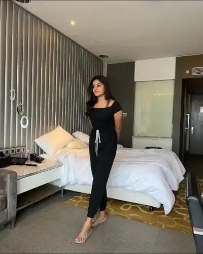 Mauda Call Girl Service